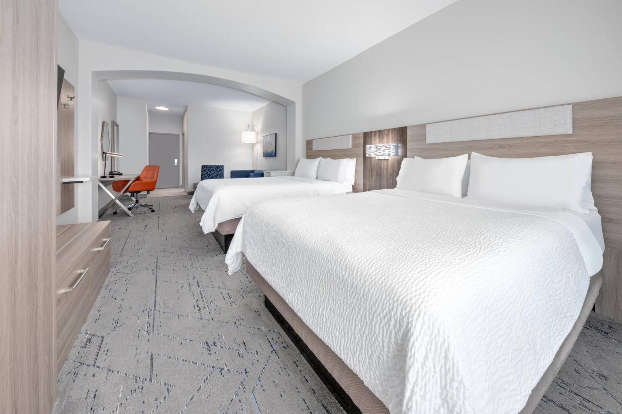 Holiday Inn Express Hotel & Suites Dallas West By Ihg Exterior photo