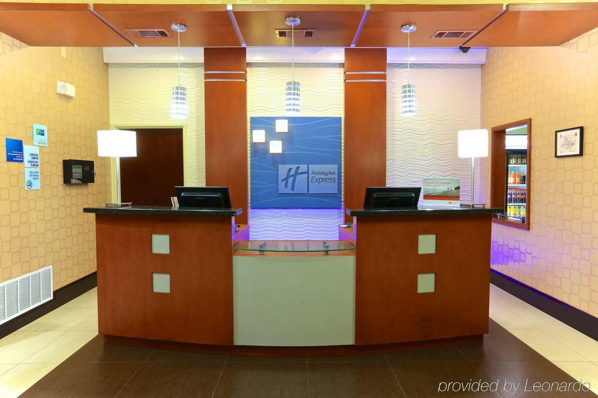 Holiday Inn Express Hotel & Suites Dallas West By Ihg Exterior photo